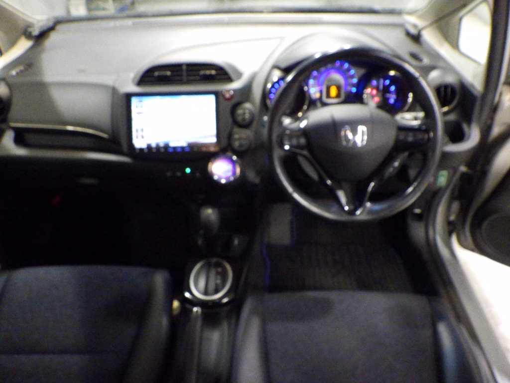 HONDA FIT SHUTTLE