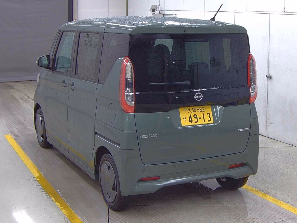 NISSAN ROOX