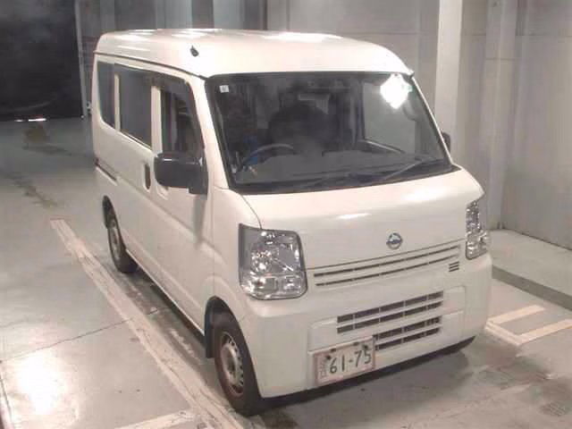 NISSAN NV100 CLIPPER
