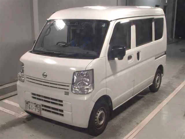NISSAN NV100 CLIPPER