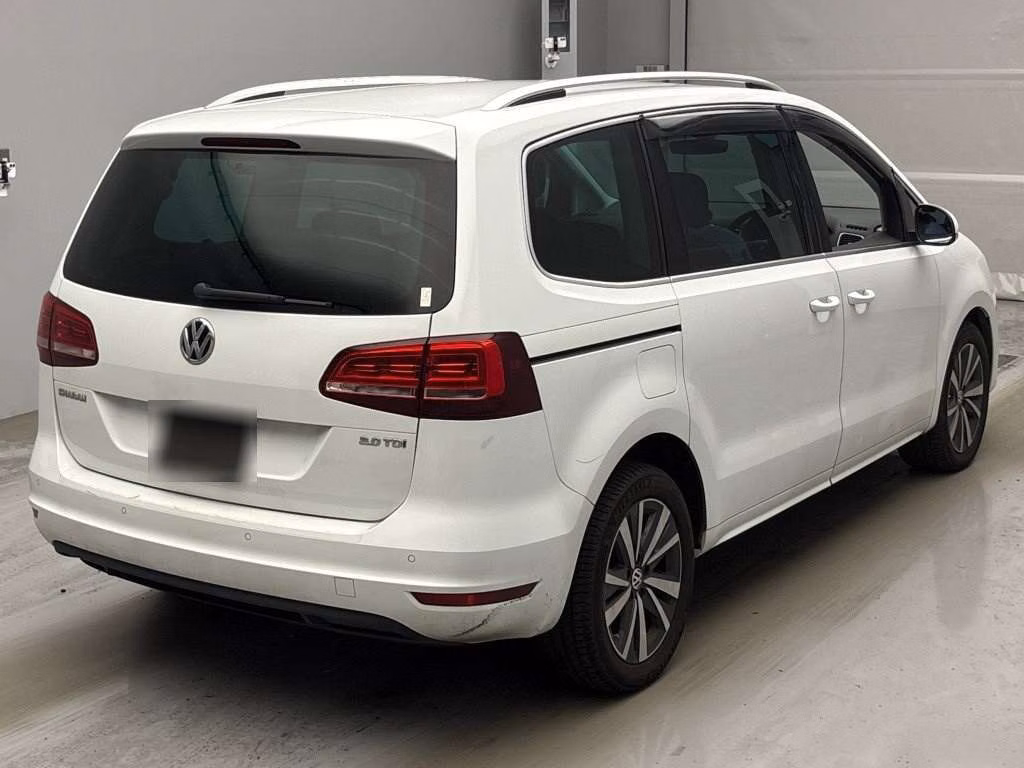 VOLKSWAGEN SHARAN