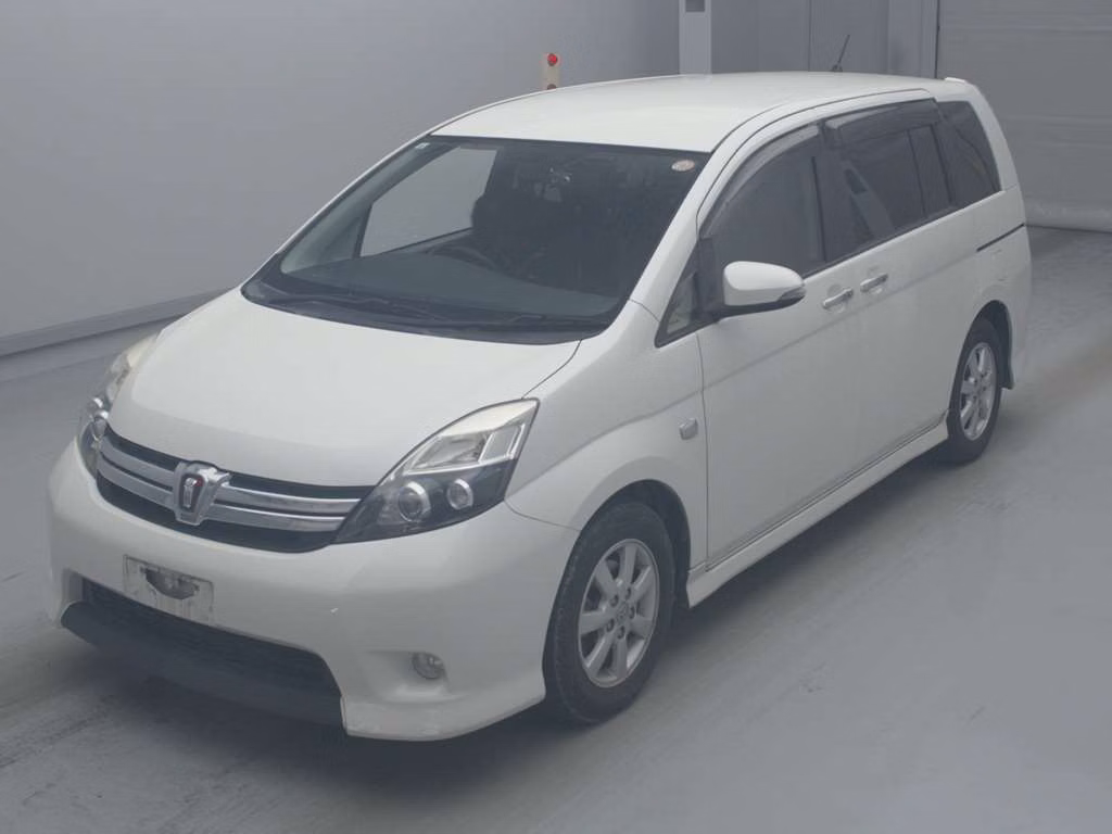 TOYOTA ISIS