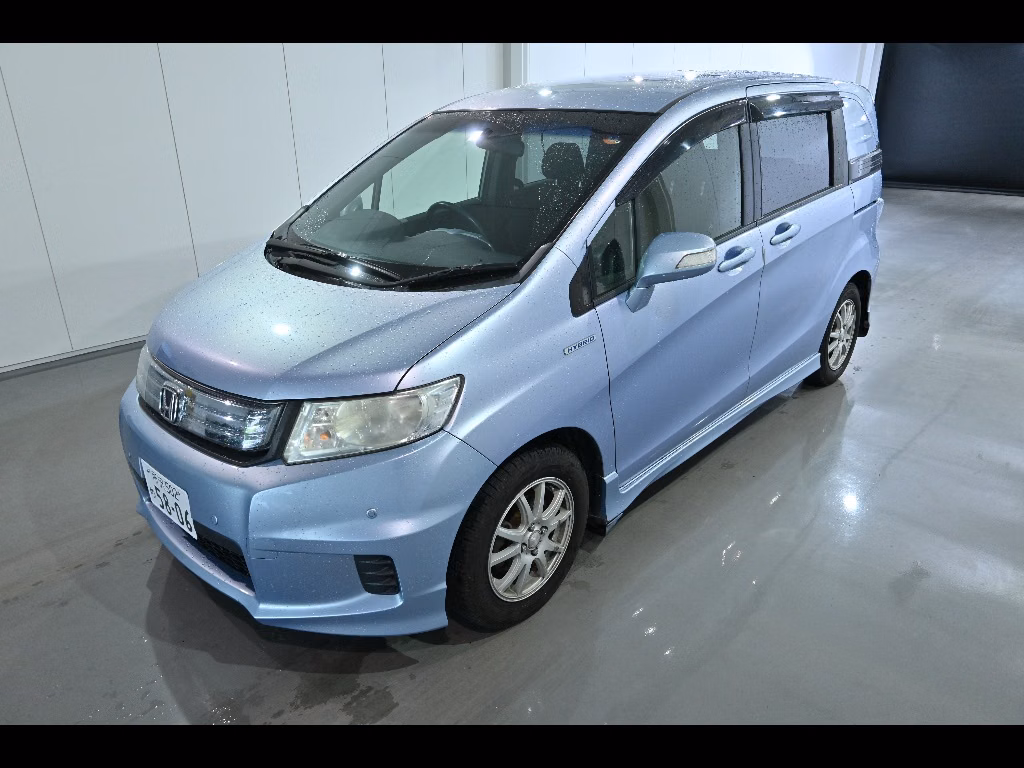 HONDA FREED SPIKE