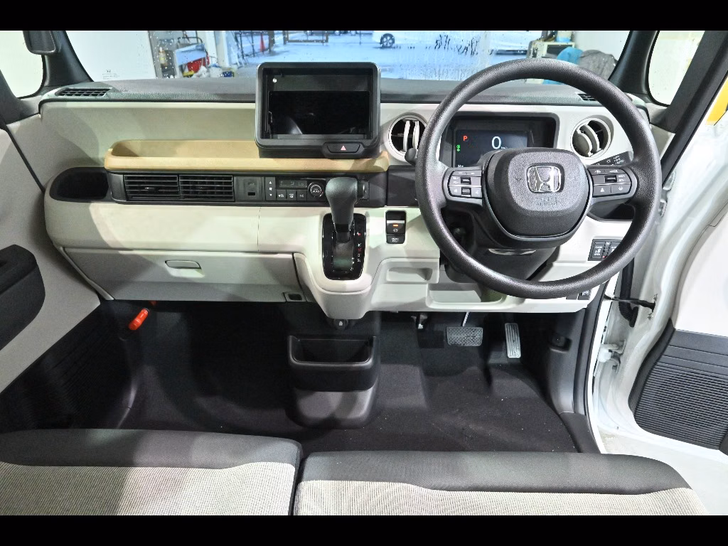 HONDA N-BOX