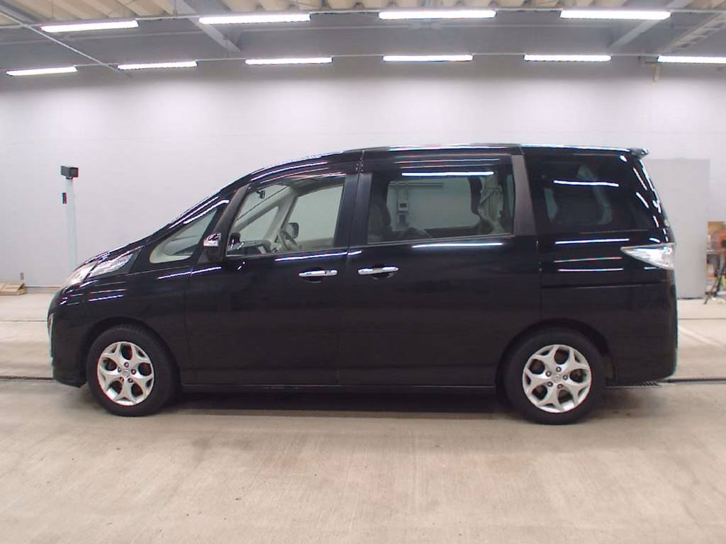 MAZDA BIANTE