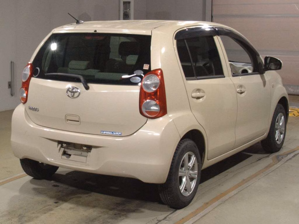 TOYOTA PASSO
