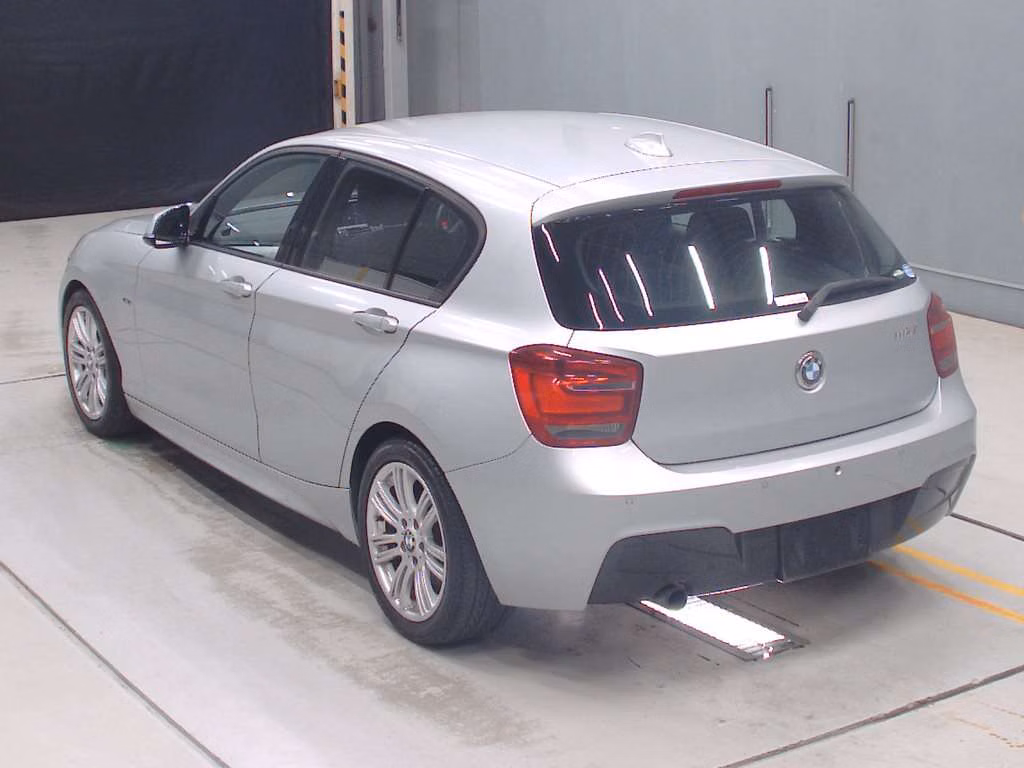 BMW 1-SERIES