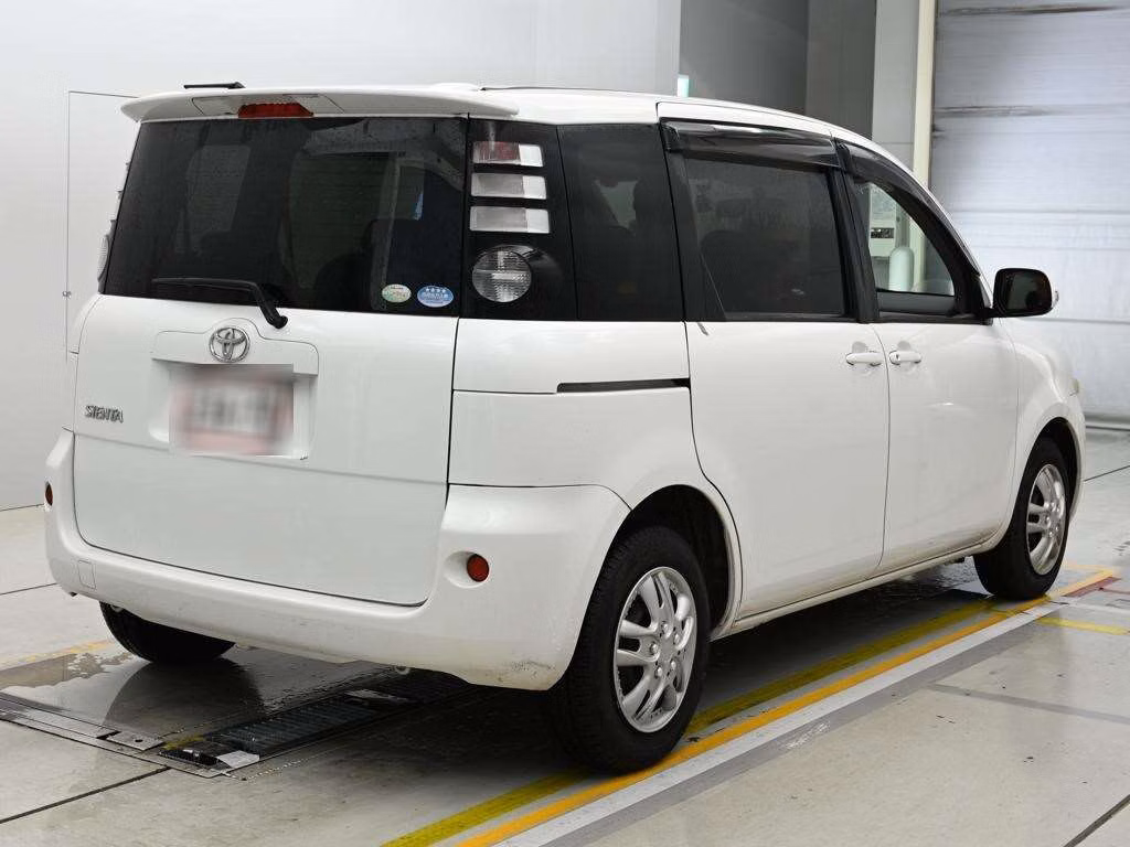 TOYOTA SIENTA