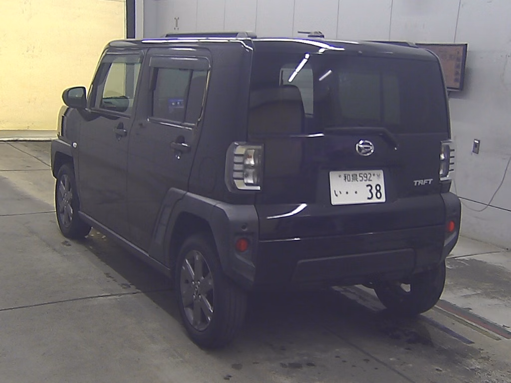 DAIHATSU TAFT