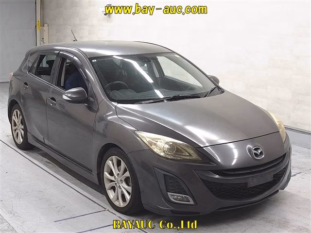 MAZDA AXELA