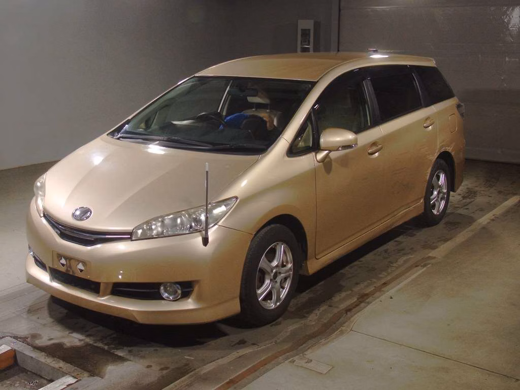 TOYOTA WISH