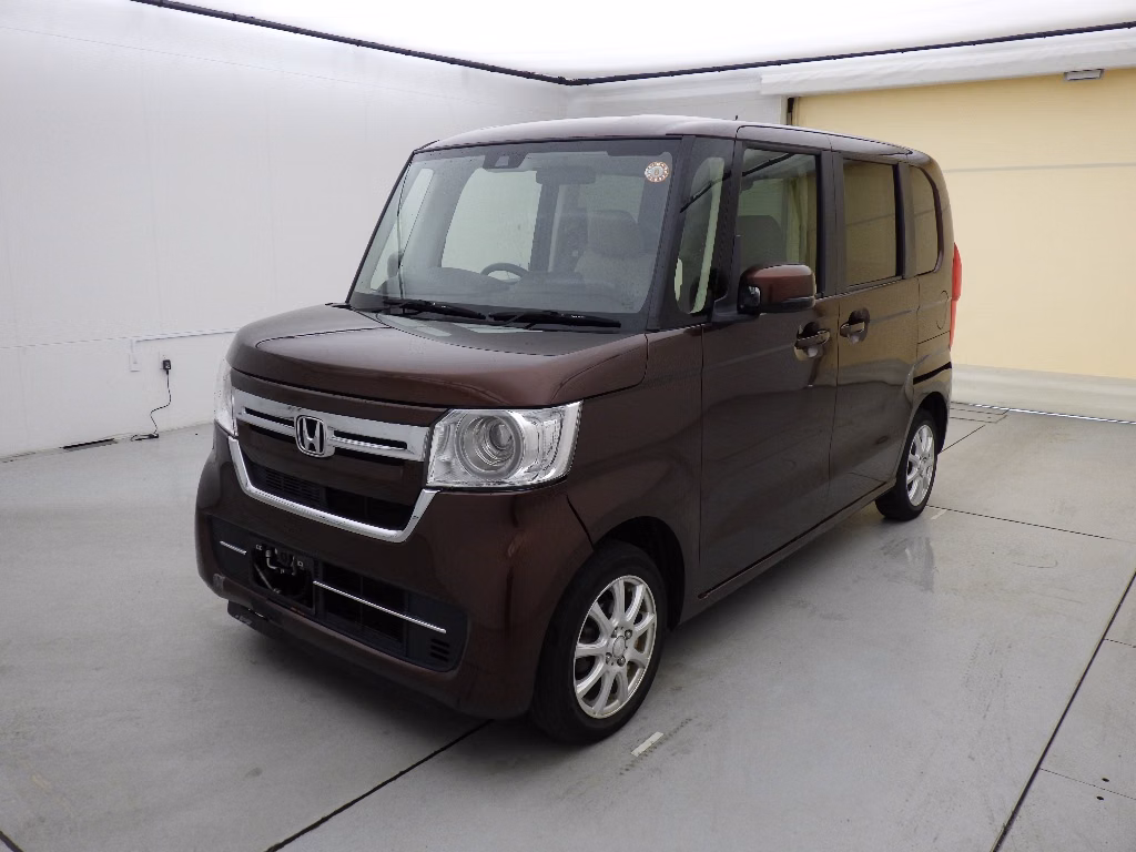HONDA N-BOX