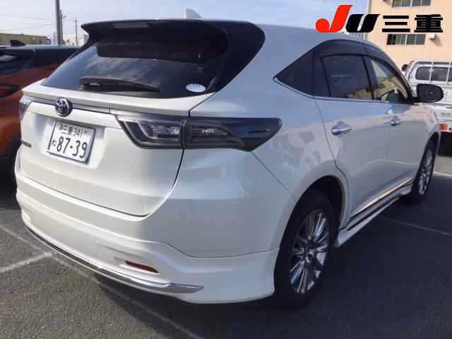 TOYOTA HARRIER