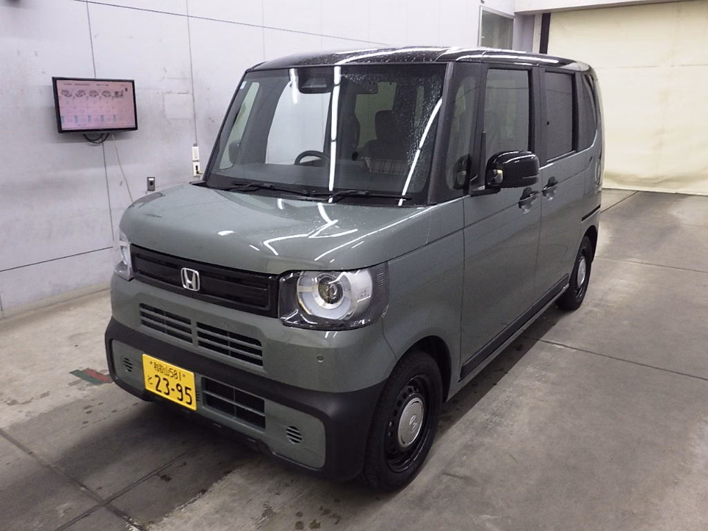 HONDA N-BOX