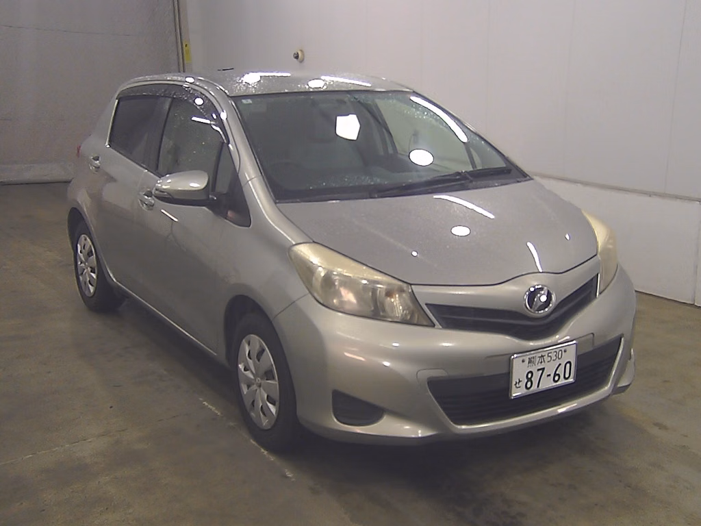 TOYOTA VITZ