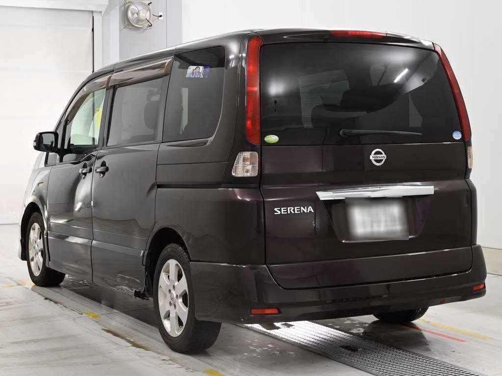 NISSAN SERENA