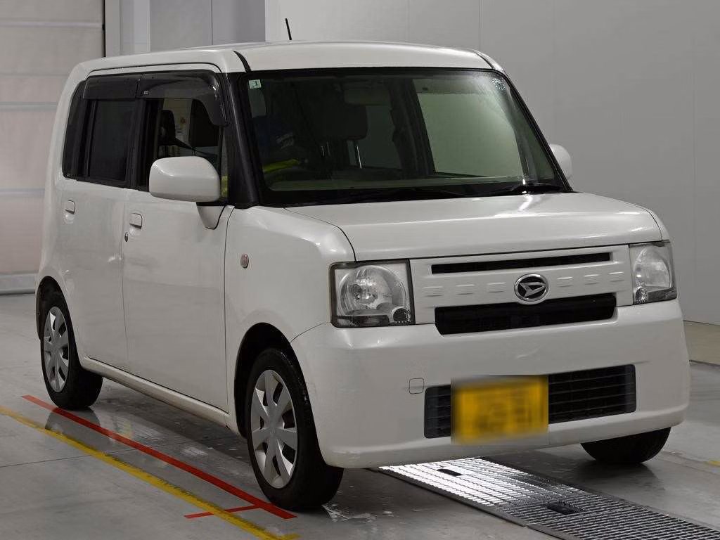 DAIHATSU MOVE CONTE
