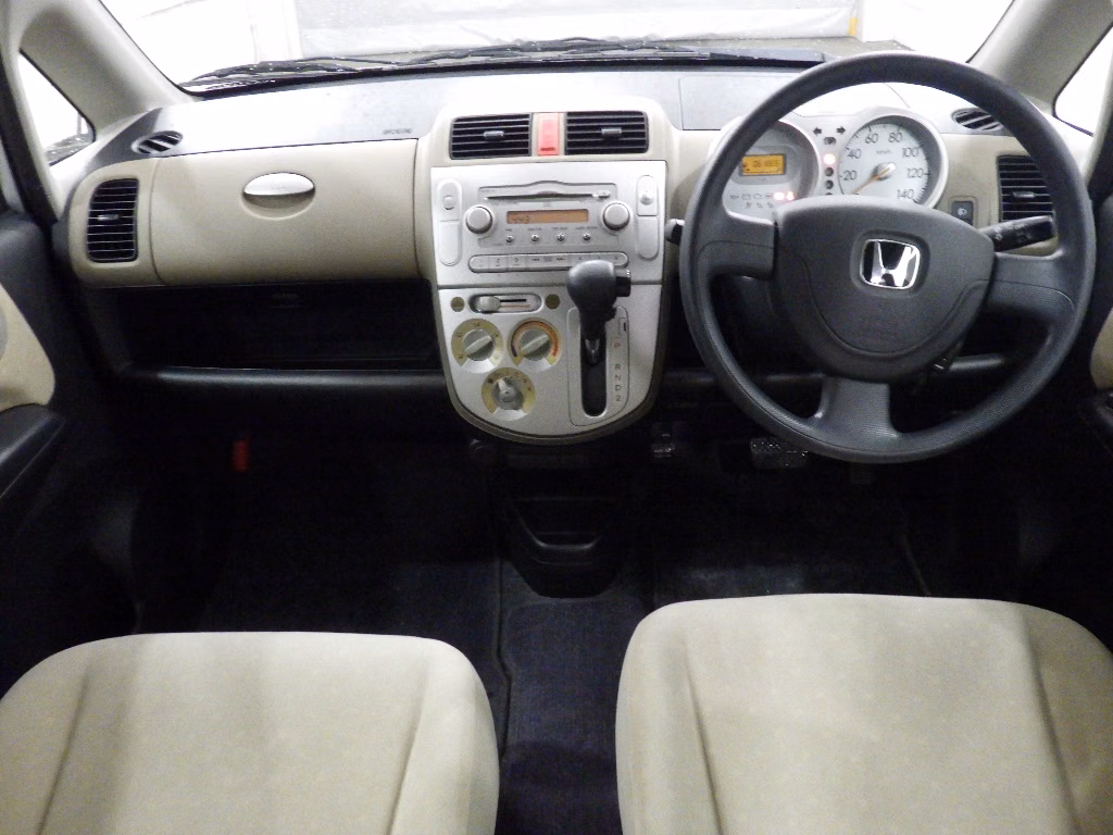 HONDA LIFE