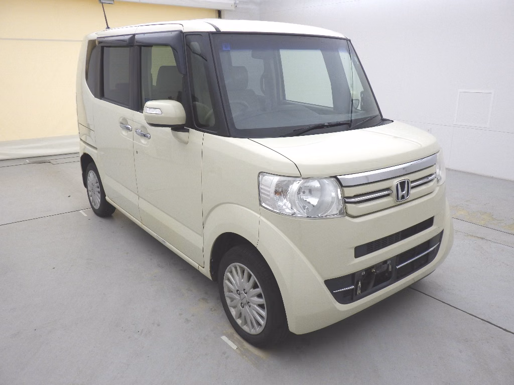HONDA N-BOX