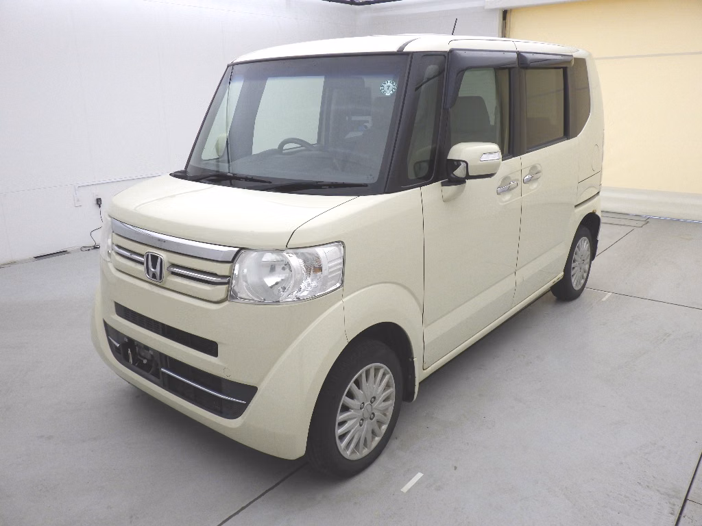 HONDA N-BOX