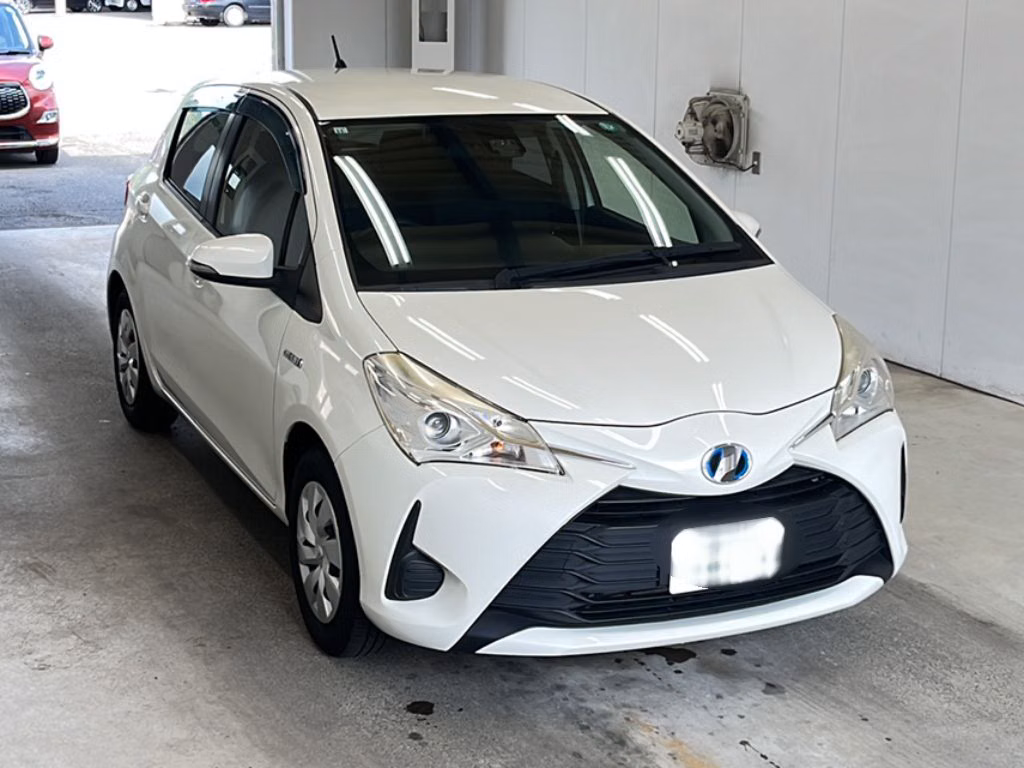 TOYOTA VITZ
