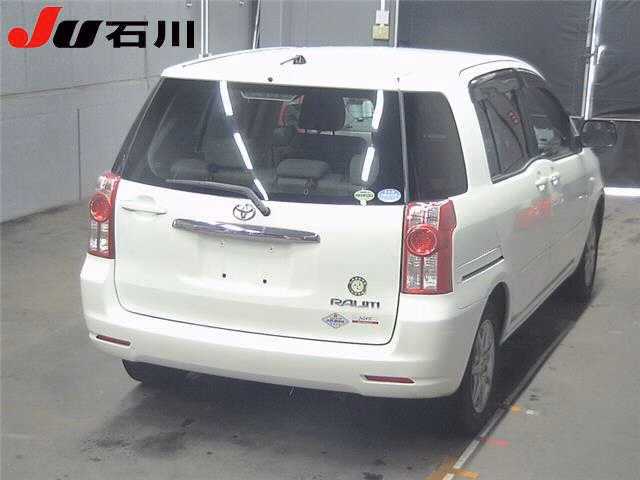 TOYOTA RAUM