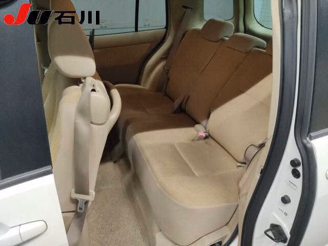 TOYOTA RAUM