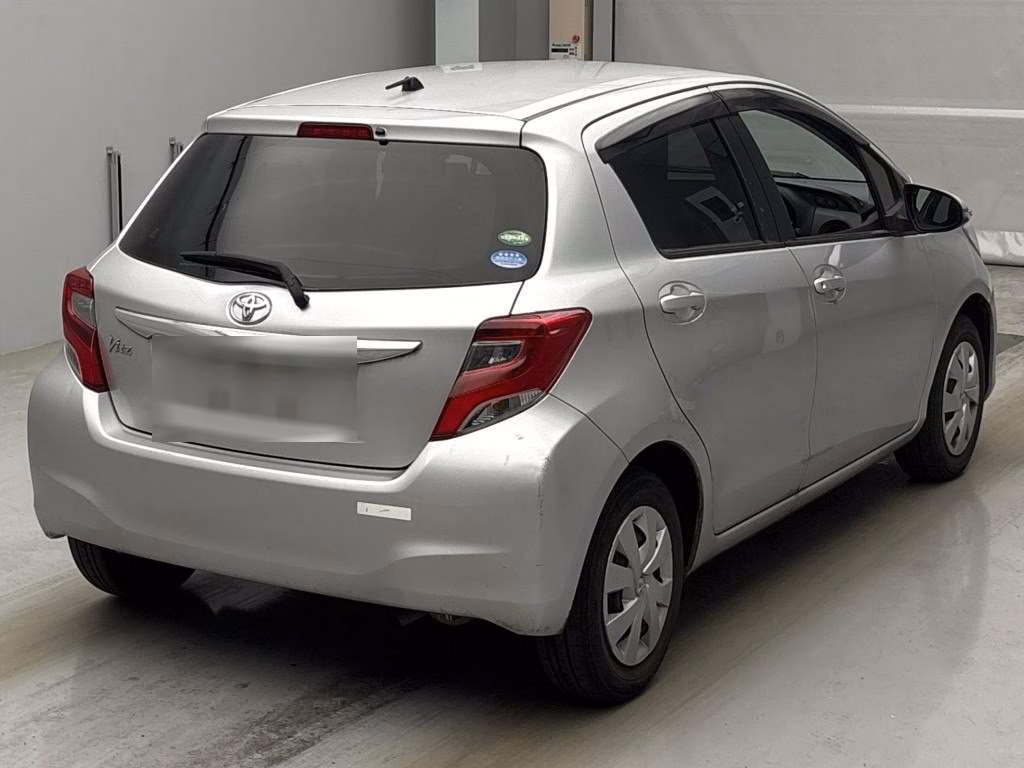 TOYOTA VITZ