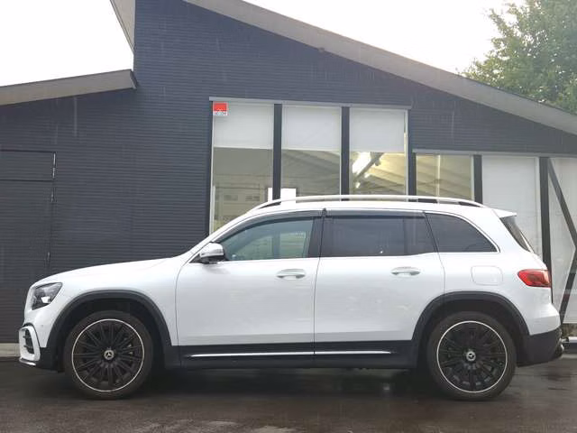 MERCEDES-BENZ GLB-CLASS