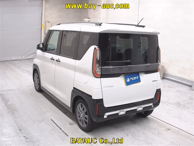 MITSUBISHI DELICA MINI