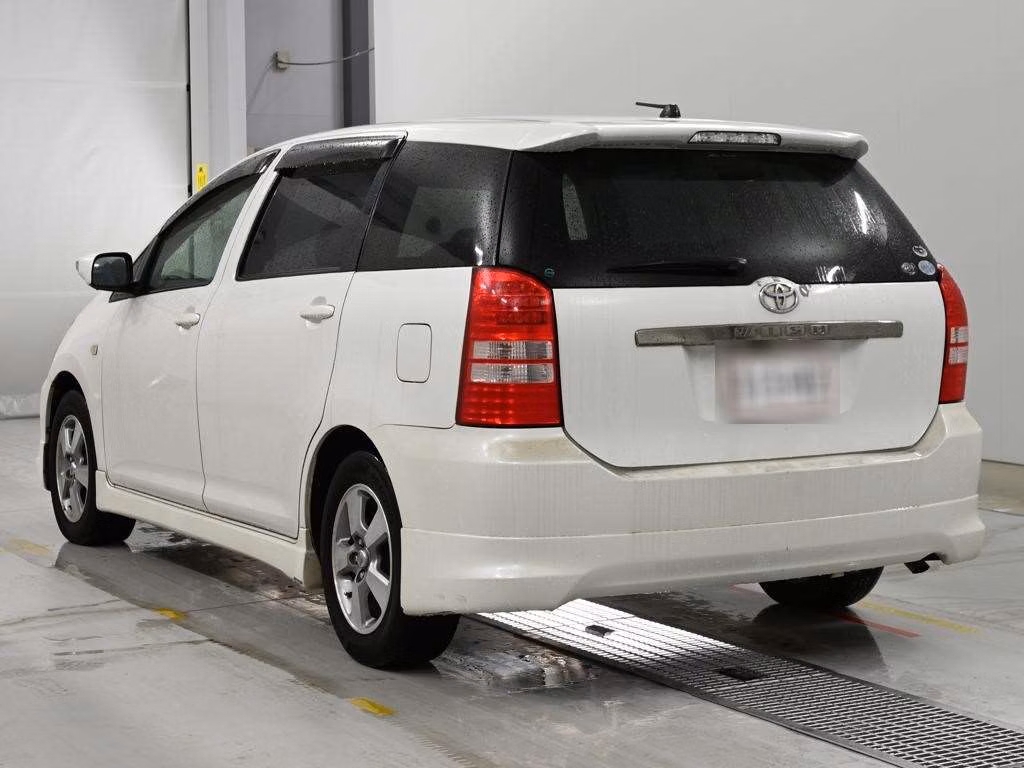 TOYOTA WISH