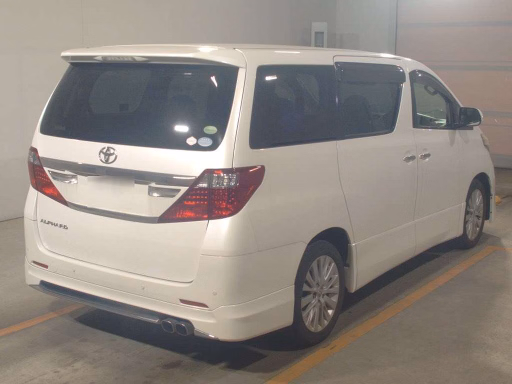 TOYOTA ALPHARD