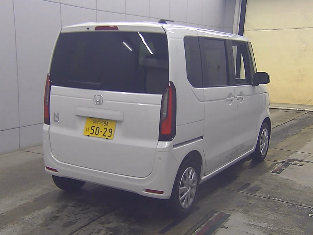 HONDA N-BOX