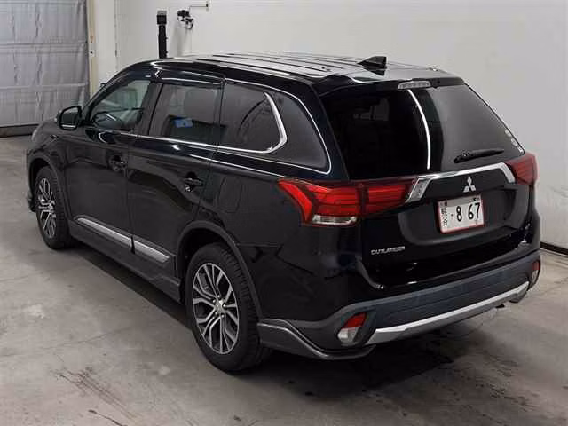 MITSUBISHI OUTLANDER