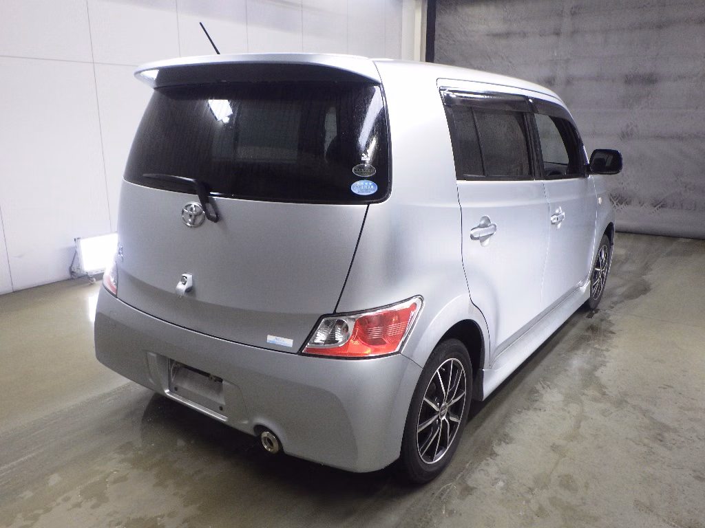 TOYOTA BB