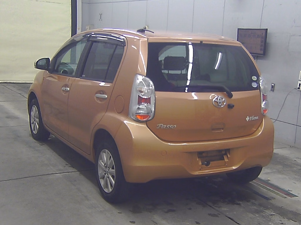 TOYOTA PASSO