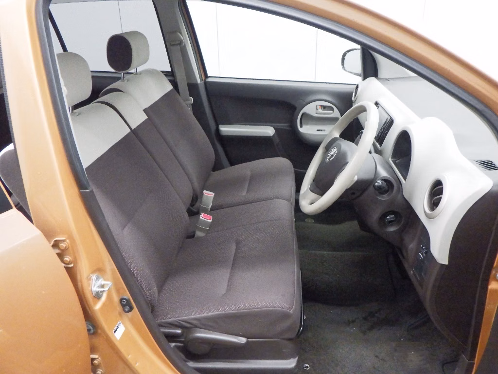 TOYOTA PASSO