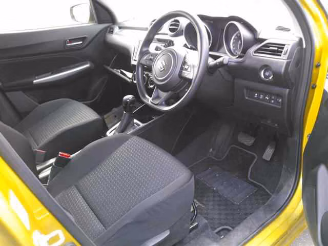 SUZUKI SWIFT