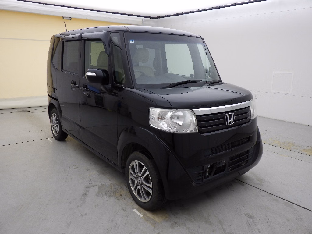 HONDA N-BOX
