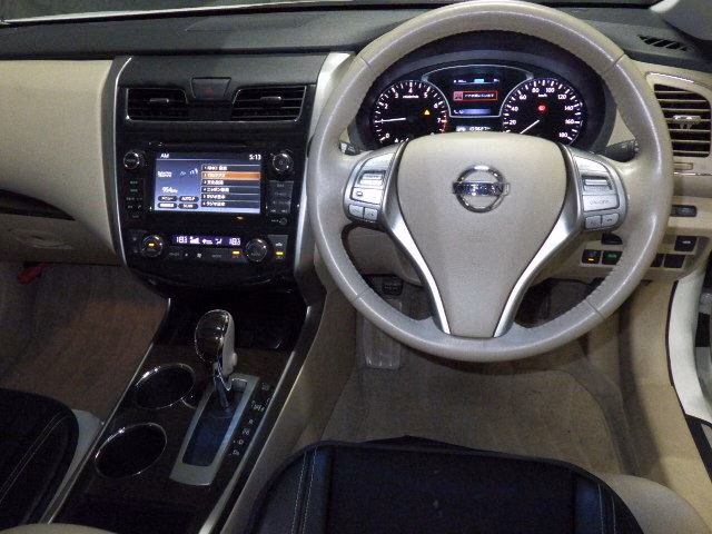 NISSAN TEANA