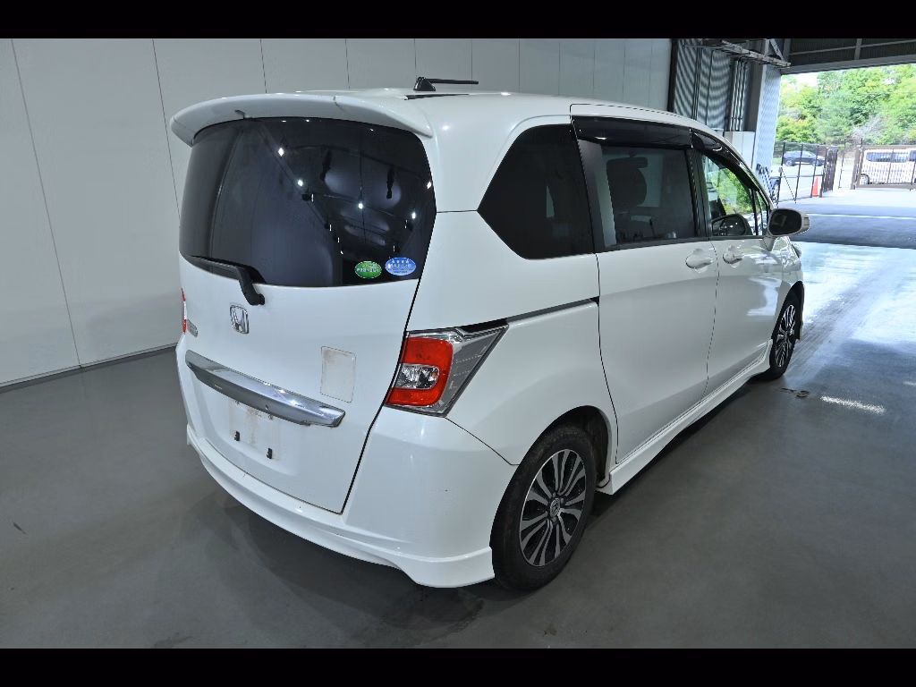 HONDA FREED