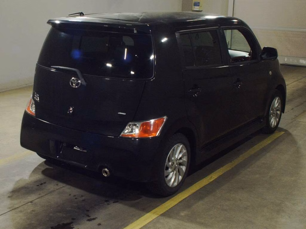 TOYOTA BB
