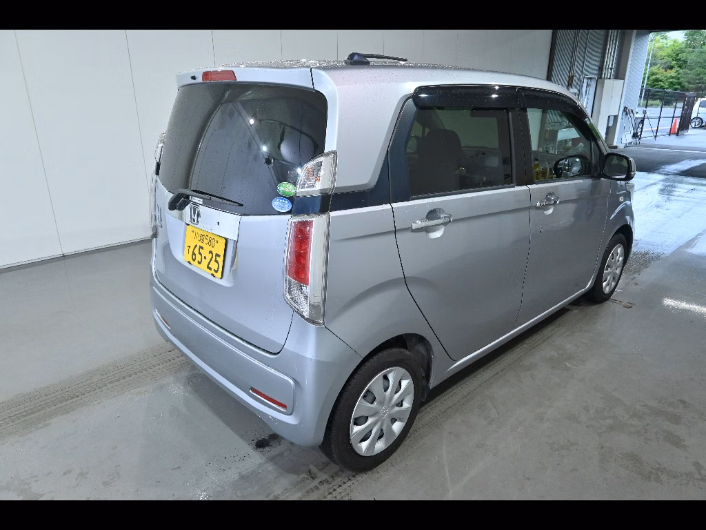 HONDA N-WGN