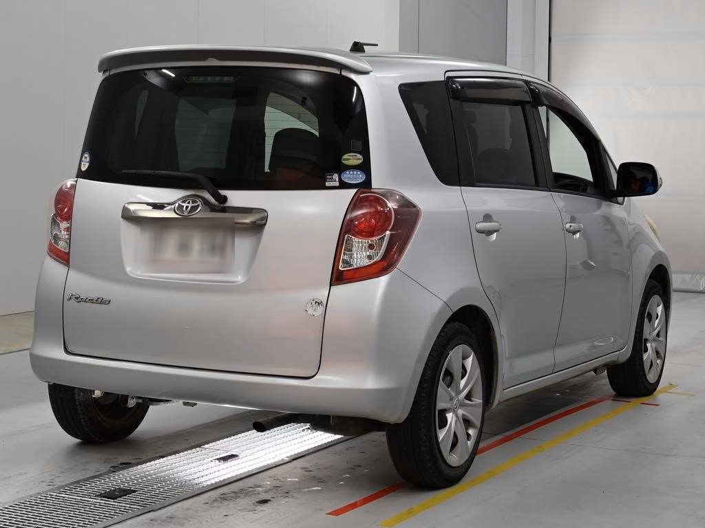 TOYOTA RACTIS