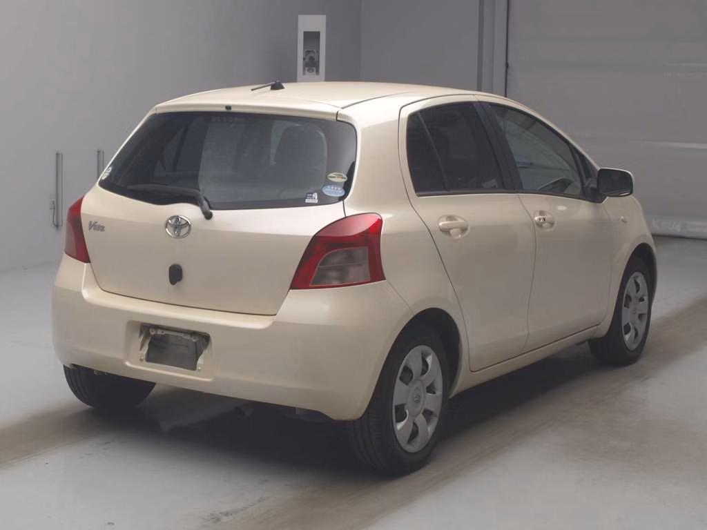TOYOTA VITZ