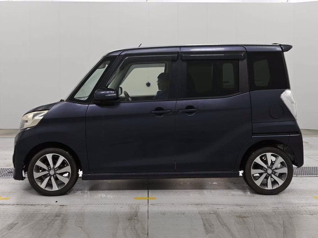 MITSUBISHI EK SPACE