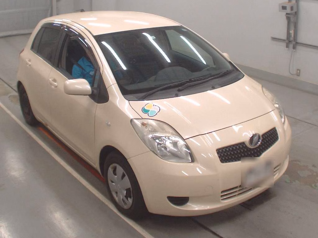 TOYOTA VITZ