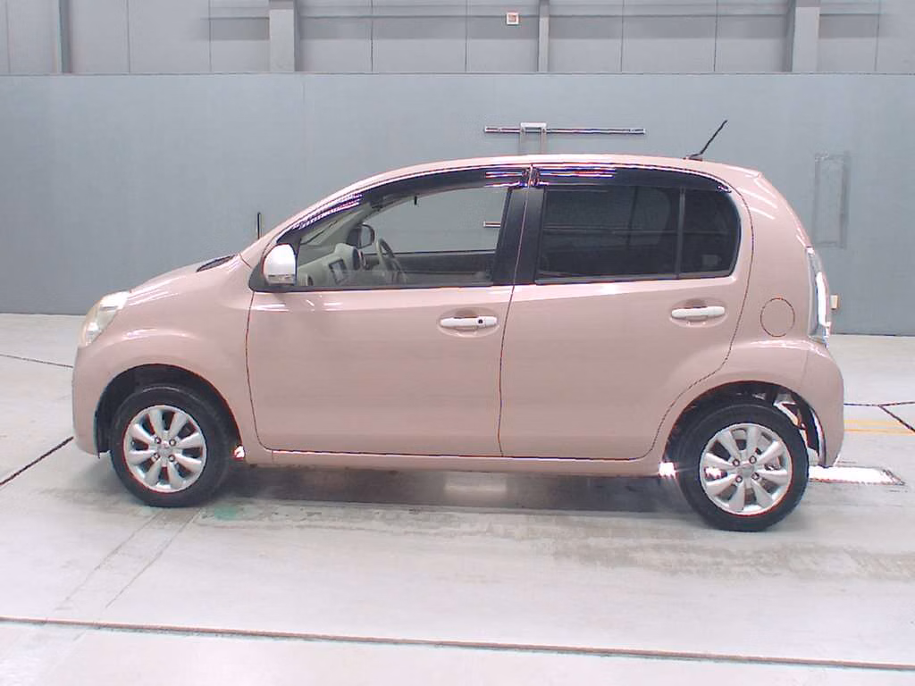 TOYOTA PASSO