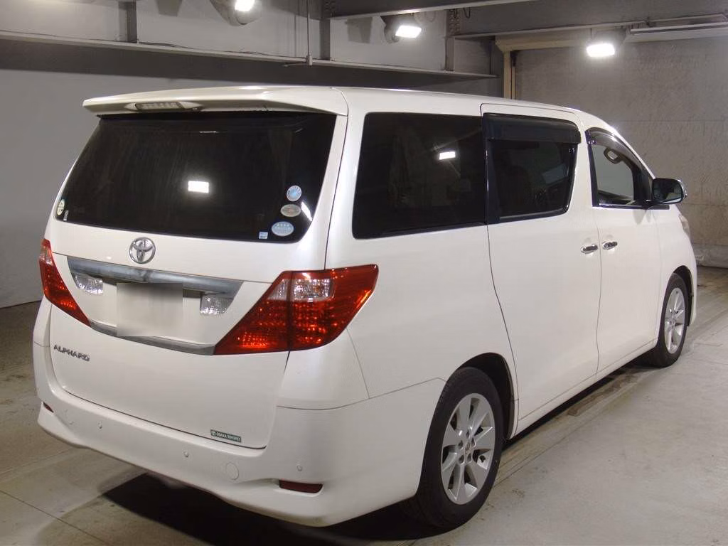 TOYOTA ALPHARD