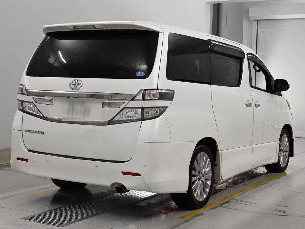 TOYOTA VELLFIRE